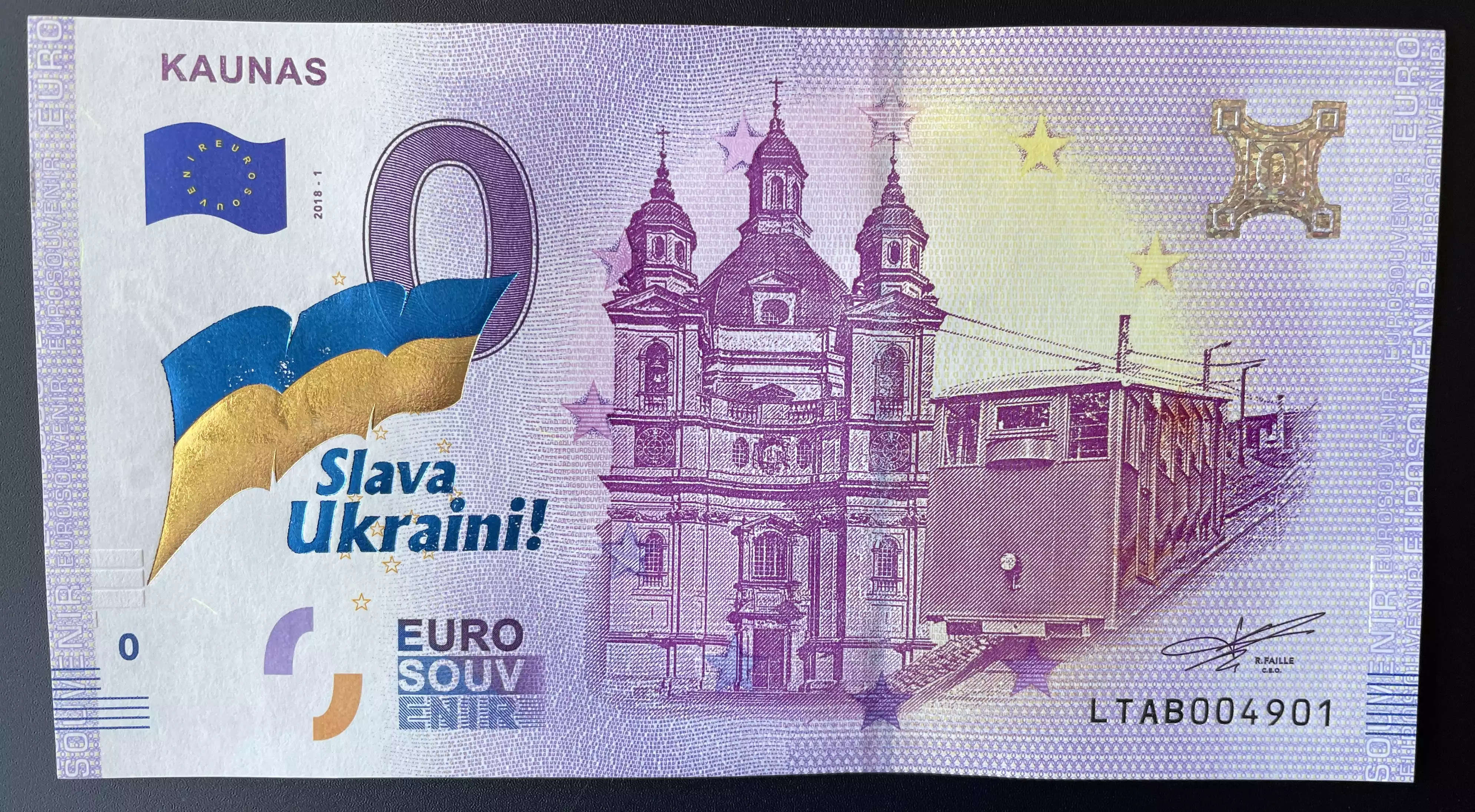 Kaunas doré SLAVA UKRAINI!