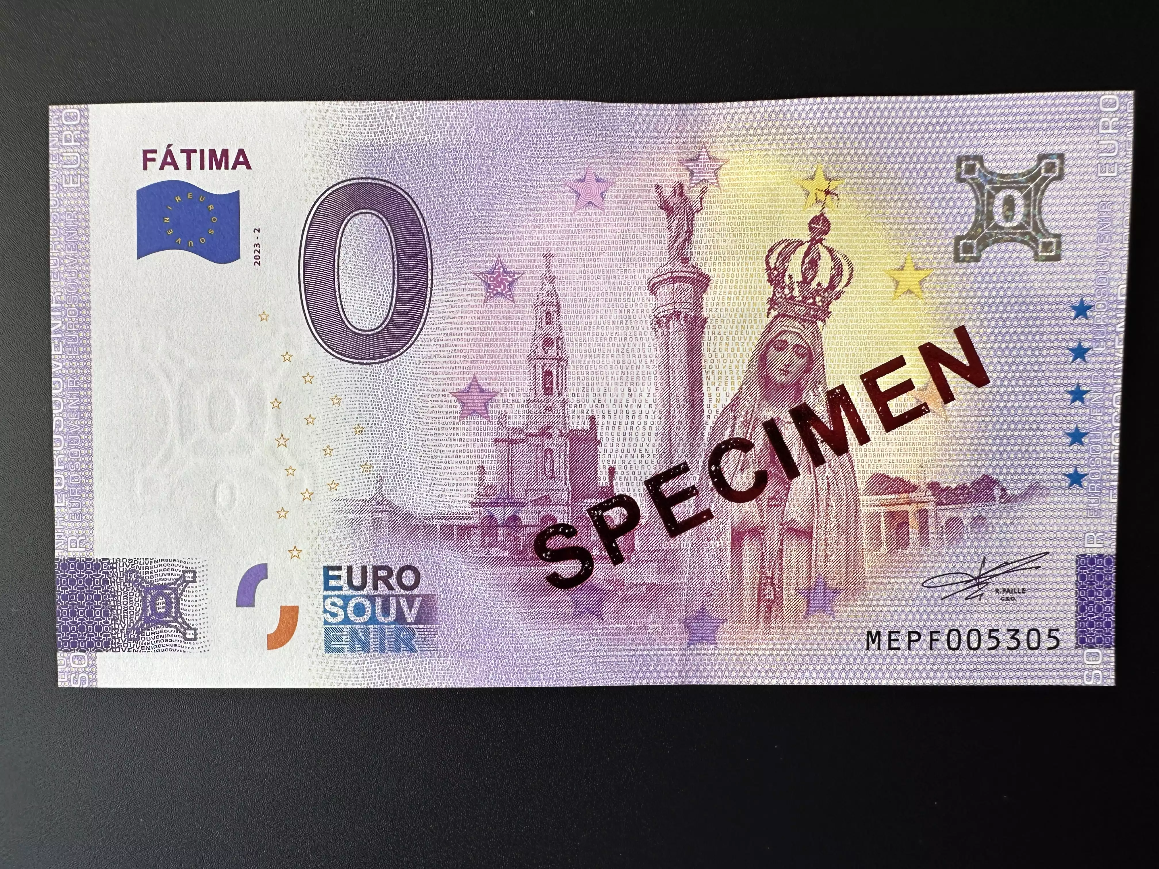 Fátima - SPECIMEN (rouge)
