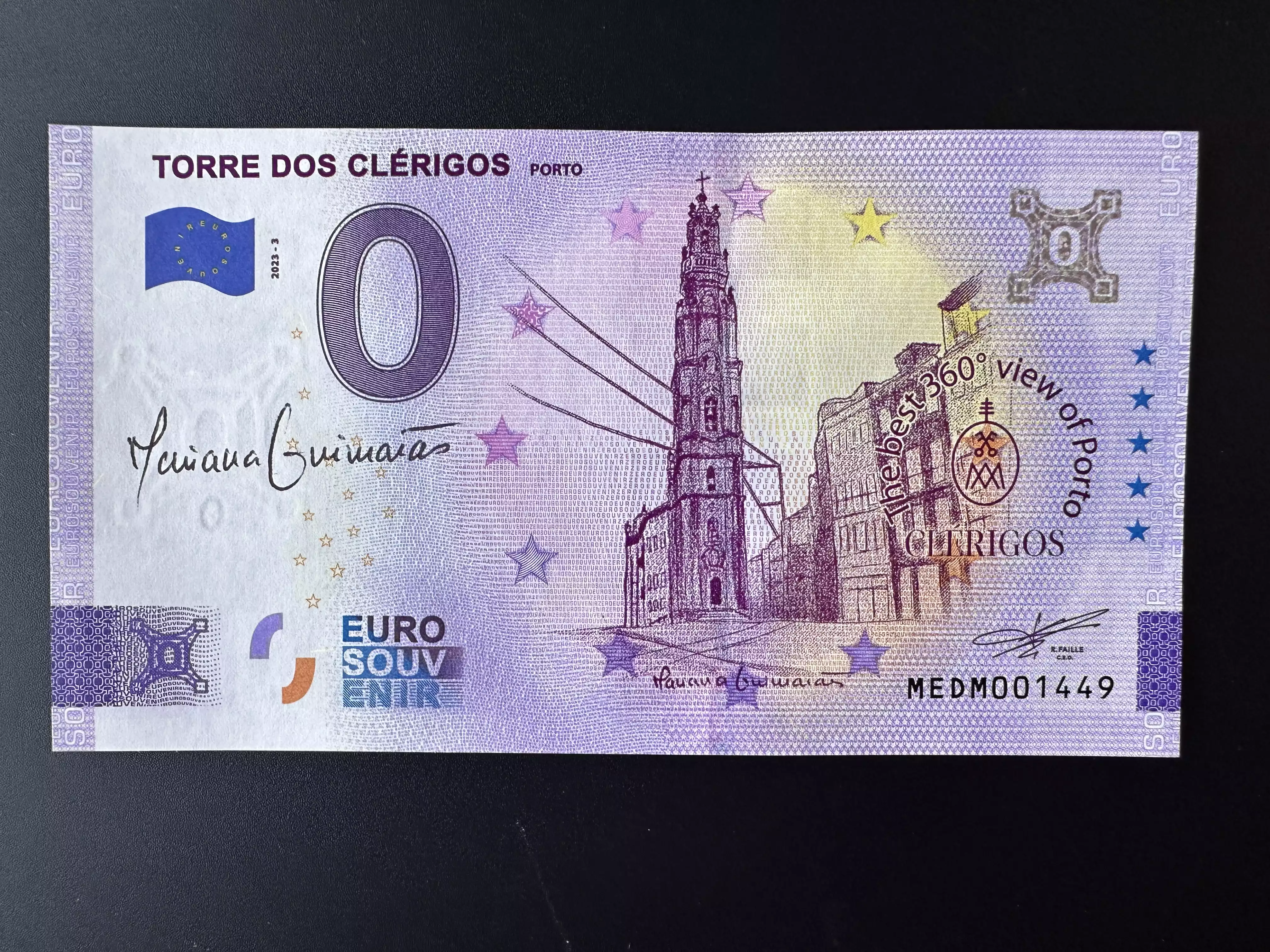 Torre dos Clérigos - signé par Mariana Guimaraes